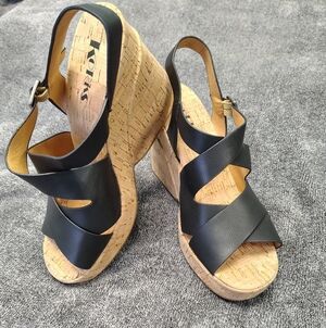 Korks Black and Tan Wedge Sandals